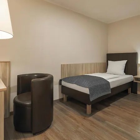 מלון Bergmark 3*