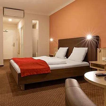 Bergmark Hotel 3*